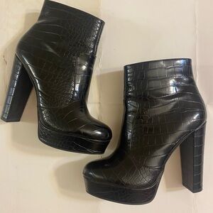 Call It Spring Black 5 Inc Heels